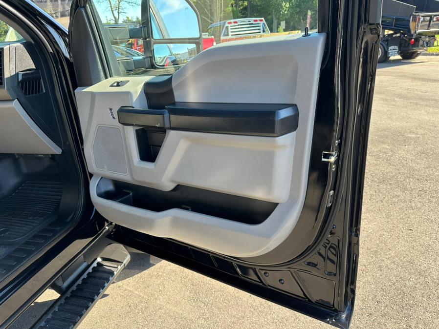 2018 Ford Super Duty F-550 DRW XL 4WD Reg Cab 145" WB 60" CA, available for sale in South Windsor, Connecticut | Mike And Tony Auto Sales, Inc. South Windsor, Connecticut 2018 Ford Super Duty F-550 DRW XL 4WD Reg Cab 145" WB 60" CA, available for sale in South Windsor, Connecticut | Mike And Tony Auto Sales, Inc. South Windsor, Connecticut