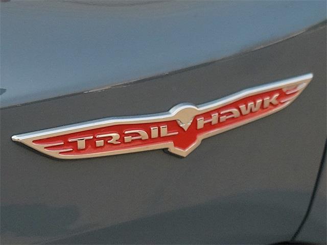 2015 Jeep Renegade Trailhawk, available for sale in Stratford, Connecticut | Wiz Leasing Inc. Stratford, Connecticut 2015 Jeep Renegade Trailhawk, available for sale in Stratford, Connecticut | Wiz Leasing Inc. Stratford, Connecticut