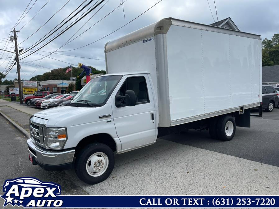 2016 Ford Econoline Commercial Cutaway E-350 Super Duty 158" DRW, available for sale in Selden, New York | Apex Auto. Selden, New York