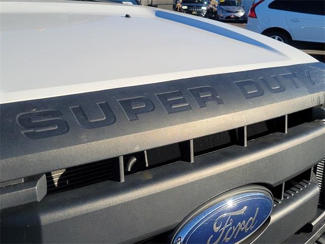 2016 Ford F-450sd XL, available for sale in Stratford, Connecticut | Wiz Leasing Inc. Stratford, Connecticut 2016 Ford F-450sd XL, available for sale in Stratford, Connecticut | Wiz Leasing Inc. Stratford, Connecticut