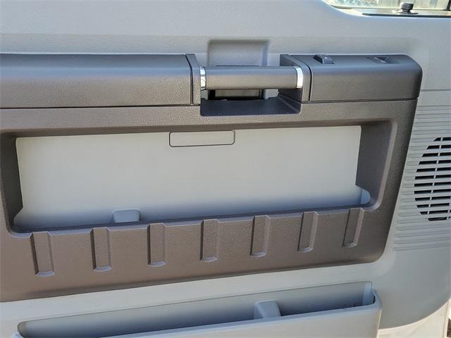 2015 Ford F-350sd XL, available for sale in Stratford, Connecticut | Wiz Leasing Inc. Stratford, Connecticut 2015 Ford F-350sd XL, available for sale in Stratford, Connecticut | Wiz Leasing Inc. Stratford, Connecticut