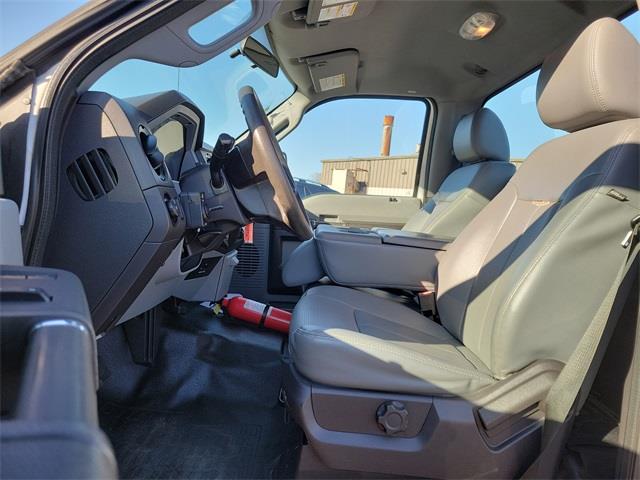 2015 Ford F-350sd XL, available for sale in Stratford, Connecticut | Wiz Leasing Inc. Stratford, Connecticut 2015 Ford F-350sd XL, available for sale in Stratford, Connecticut | Wiz Leasing Inc. Stratford, Connecticut