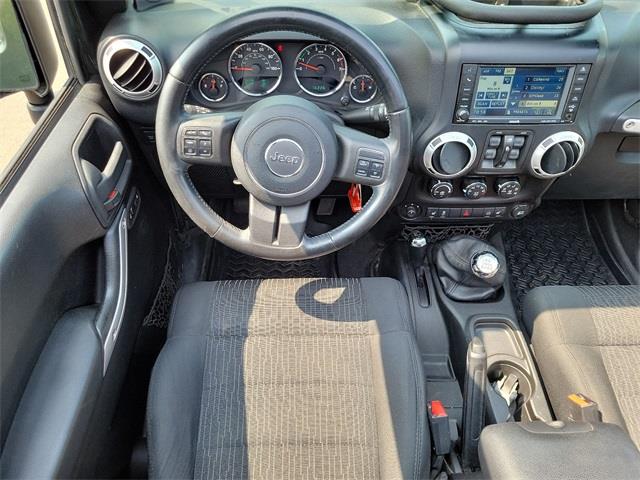 2011 Jeep Wrangler Unlimited Rubicon, available for sale in Stratford, Connecticut | Wiz Leasing Inc. Stratford, Connecticut 2011 Jeep Wrangler Unlimited Rubicon, available for sale in Stratford, Connecticut | Wiz Leasing Inc. Stratford, Connecticut
