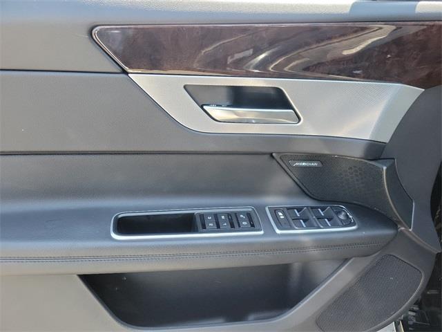 2019 Jaguar Xf 30t Prestige, available for sale in Stratford, Connecticut | Wiz Leasing Inc. Stratford, Connecticut 2019 Jaguar Xf 30t Prestige, available for sale in Stratford, Connecticut | Wiz Leasing Inc. Stratford, Connecticut