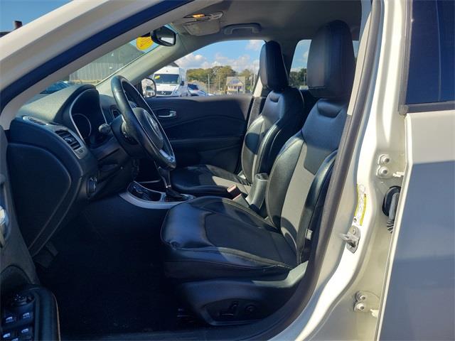2019 Jeep Compass Latitude, available for sale in Stratford, Connecticut | Wiz Leasing Inc. Stratford, Connecticut 2019 Jeep Compass Latitude, available for sale in Stratford, Connecticut | Wiz Leasing Inc. Stratford, Connecticut