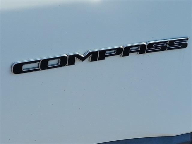 2019 Jeep Compass Latitude, available for sale in Stratford, Connecticut | Wiz Leasing Inc. Stratford, Connecticut 2019 Jeep Compass Latitude, available for sale in Stratford, Connecticut | Wiz Leasing Inc. Stratford, Connecticut