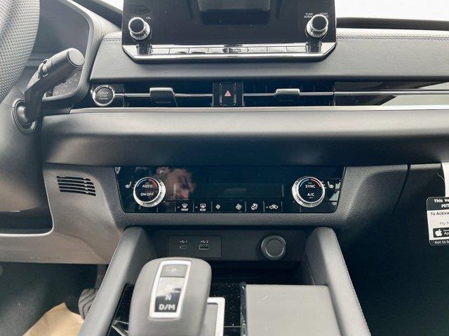 2023 Mitsubishi Outlander SE Black Edition, available for sale in Great Neck, New York | Camy Cars. Great Neck, New York 2023 Mitsubishi Outlander SE Black Edition, available for sale in Great Neck, New York | Camy Cars. Great Neck, New York
