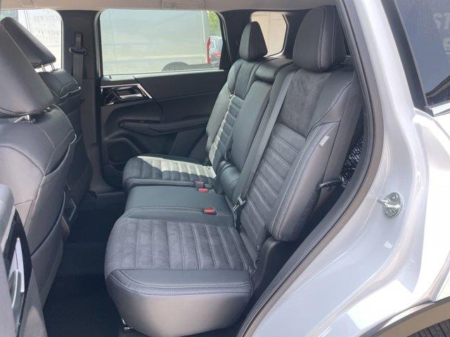 2023 Mitsubishi Outlander SE, available for sale in Great Neck, New York | Camy Cars. Great Neck, New York 2023 Mitsubishi Outlander SE, available for sale in Great Neck, New York | Camy Cars. Great Neck, New York