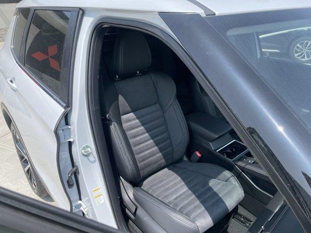 2023 Mitsubishi Outlander SE, available for sale in Great Neck, New York | Camy Cars. Great Neck, New York 2023 Mitsubishi Outlander SE, available for sale in Great Neck, New York | Camy Cars. Great Neck, New York