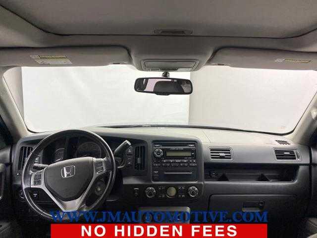 2013 Honda Ridgeline RTL 4WD Crew Cab, available for sale in Naugatuck, Connecticut | J&M Automotive Sls&Svc LLC. Naugatuck, Connecticut 2013 Honda Ridgeline RTL 4WD Crew Cab, available for sale in Naugatuck, Connecticut | J&M Automotive Sls&Svc LLC. Naugatuck, Connecticut