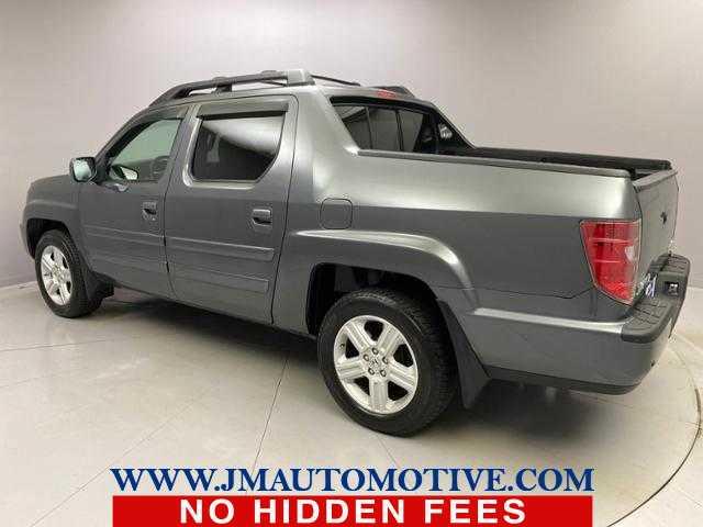 2013 Honda Ridgeline RTL 4WD Crew Cab, available for sale in Naugatuck, Connecticut | J&M Automotive Sls&Svc LLC. Naugatuck, Connecticut 2013 Honda Ridgeline RTL 4WD Crew Cab, available for sale in Naugatuck, Connecticut | J&M Automotive Sls&Svc LLC. Naugatuck, Connecticut