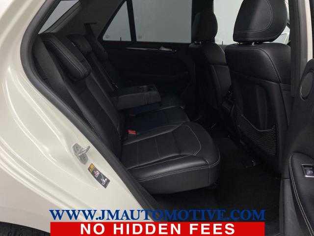 2013 Mercedes-benz M-class ML 350, available for sale in Naugatuck, Connecticut | J&M Automotive Sls&Svc LLC. Naugatuck, Connecticut 2013 Mercedes-benz M-class ML 350, available for sale in Naugatuck, Connecticut | J&M Automotive Sls&Svc LLC. Naugatuck, Connecticut