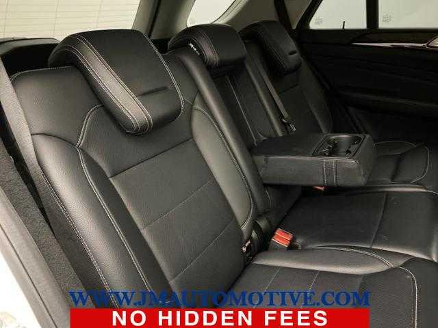 2013 Mercedes-benz M-class ML 350, available for sale in Naugatuck, Connecticut | J&M Automotive Sls&Svc LLC. Naugatuck, Connecticut 2013 Mercedes-benz M-class ML 350, available for sale in Naugatuck, Connecticut | J&M Automotive Sls&Svc LLC. Naugatuck, Connecticut