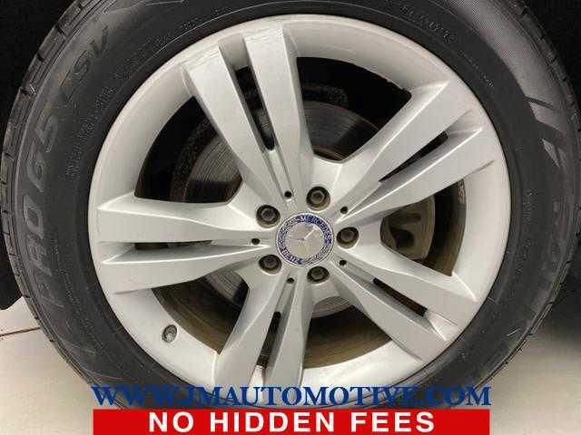 2013 Mercedes-benz M-class ML 350, available for sale in Naugatuck, Connecticut | J&M Automotive Sls&Svc LLC. Naugatuck, Connecticut 2013 Mercedes-benz M-class ML 350, available for sale in Naugatuck, Connecticut | J&M Automotive Sls&Svc LLC. Naugatuck, Connecticut