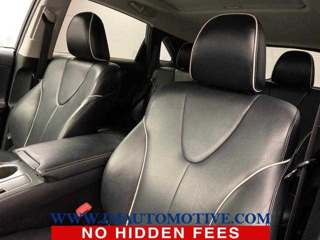 2015 Toyota Venza XLE, available for sale in Naugatuck, Connecticut | J&M Automotive Sls&Svc LLC. Naugatuck, Connecticut 2015 Toyota Venza XLE, available for sale in Naugatuck, Connecticut | J&M Automotive Sls&Svc LLC. Naugatuck, Connecticut