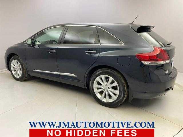 2015 Toyota Venza XLE, available for sale in Naugatuck, Connecticut | J&M Automotive Sls&Svc LLC. Naugatuck, Connecticut 2015 Toyota Venza XLE, available for sale in Naugatuck, Connecticut | J&M Automotive Sls&Svc LLC. Naugatuck, Connecticut