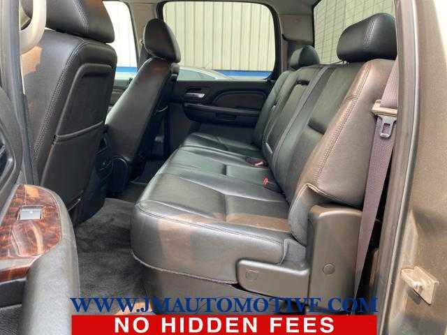 2012 GMC Sierra 3500hd Denali 4WD Crew Cab 167.7, available for sale in Naugatuck, Connecticut | J&M Automotive Sls&Svc LLC. Naugatuck, Connecticut 2012 GMC Sierra 3500hd Denali 4WD Crew Cab 167.7, available for sale in Naugatuck, Connecticut | J&M Automotive Sls&Svc LLC. Naugatuck, Connecticut