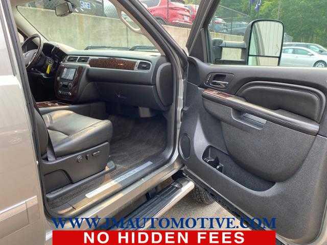 2012 GMC Sierra 3500hd Denali 4WD Crew Cab 167.7, available for sale in Naugatuck, Connecticut | J&M Automotive Sls&Svc LLC. Naugatuck, Connecticut 2012 GMC Sierra 3500hd Denali 4WD Crew Cab 167.7, available for sale in Naugatuck, Connecticut | J&M Automotive Sls&Svc LLC. Naugatuck, Connecticut