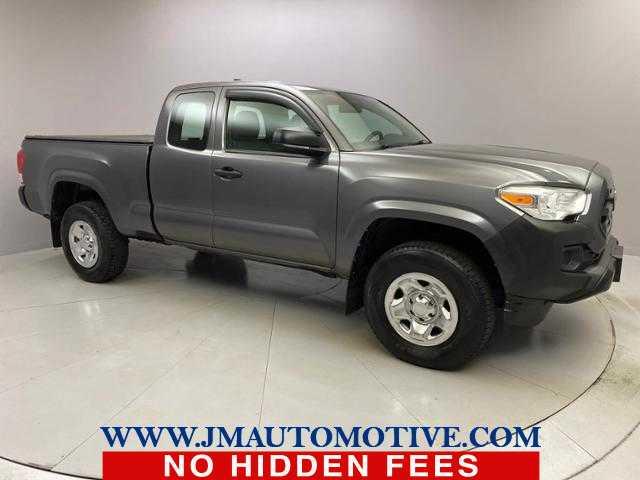 2017 Toyota Tacoma SR Access Cab 6 Bed I4 4x4 AT, available for sale in Naugatuck, Connecticut | J&M Automotive Sls&Svc LLC. Naugatuck, Connecticut 2017 Toyota Tacoma SR Access Cab 6 Bed I4 4x4 AT, available for sale in Naugatuck, Connecticut | J&M Automotive Sls&Svc LLC. Naugatuck, Connecticut