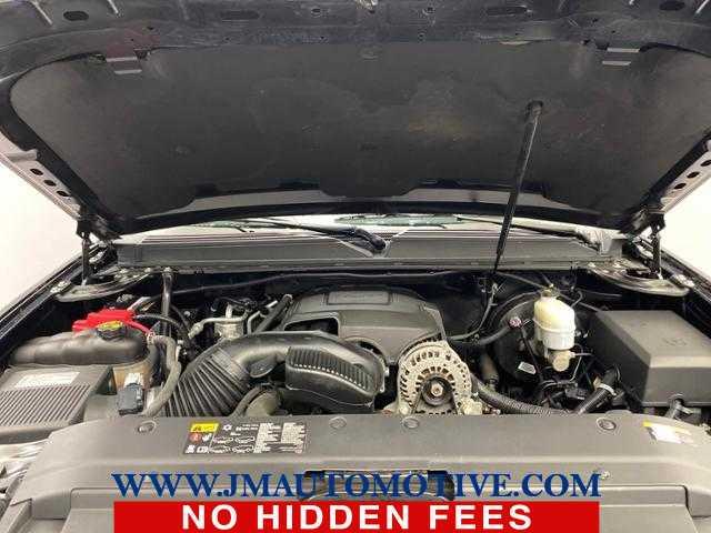 2014 GMC Yukon Denali, available for sale in Naugatuck, Connecticut | J&M Automotive Sls&Svc LLC. Naugatuck, Connecticut 2014 GMC Yukon Denali, available for sale in Naugatuck, Connecticut | J&M Automotive Sls&Svc LLC. Naugatuck, Connecticut