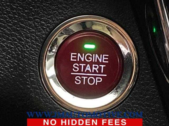 2018 Honda Hr-v EX-L Navi, available for sale in Naugatuck, Connecticut | J&M Automotive Sls&Svc LLC. Naugatuck, Connecticut 2018 Honda Hr-v EX-L Navi, available for sale in Naugatuck, Connecticut | J&M Automotive Sls&Svc LLC. Naugatuck, Connecticut