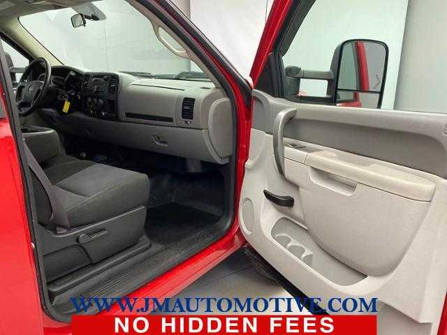 2014 GMC Sierra 2500hd Work Truck 4WD Reg Cab 133.7, available for sale in Naugatuck, Connecticut | J&M Automotive Sls&Svc LLC. Naugatuck, Connecticut 2014 GMC Sierra 2500hd Work Truck 4WD Reg Cab 133.7, available for sale in Naugatuck, Connecticut | J&M Automotive Sls&Svc LLC. Naugatuck, Connecticut