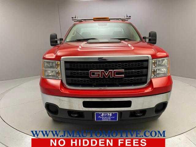 2014 GMC Sierra 2500hd Work Truck 4WD Reg Cab 133.7, available for sale in Naugatuck, Connecticut | J&M Automotive Sls&Svc LLC. Naugatuck, Connecticut 2014 GMC Sierra 2500hd Work Truck 4WD Reg Cab 133.7, available for sale in Naugatuck, Connecticut | J&M Automotive Sls&Svc LLC. Naugatuck, Connecticut