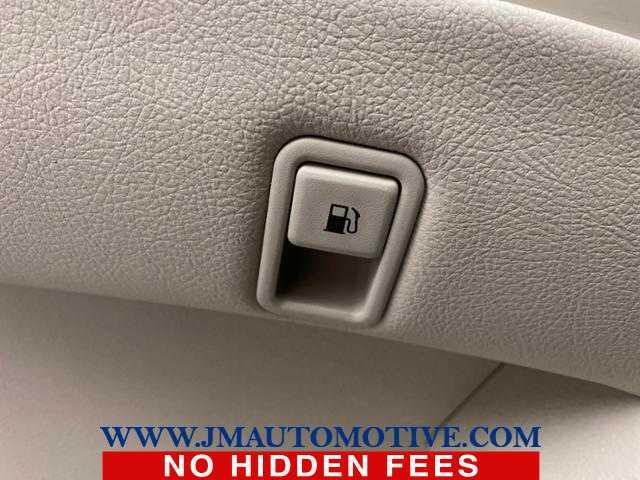 2008 Hyundai Santa Fe GLS, available for sale in Naugatuck, Connecticut | J&M Automotive Sls&Svc LLC. Naugatuck, Connecticut 2008 Hyundai Santa Fe GLS, available for sale in Naugatuck, Connecticut | J&M Automotive Sls&Svc LLC. Naugatuck, Connecticut