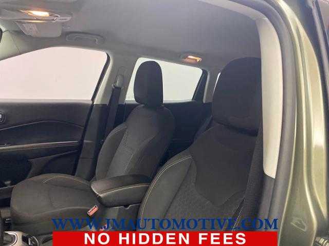 2018 Jeep Compass Sport, available for sale in Naugatuck, Connecticut | J&M Automotive Sls&Svc LLC. Naugatuck, Connecticut 2018 Jeep Compass Sport, available for sale in Naugatuck, Connecticut | J&M Automotive Sls&Svc LLC. Naugatuck, Connecticut