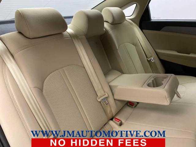 2017 Hyundai Sonata SE, available for sale in Naugatuck, Connecticut | J&M Automotive Sls&Svc LLC. Naugatuck, Connecticut 2017 Hyundai Sonata SE, available for sale in Naugatuck, Connecticut | J&M Automotive Sls&Svc LLC. Naugatuck, Connecticut