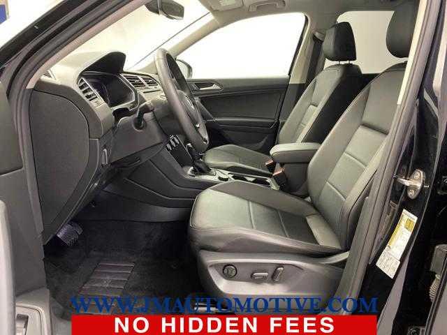 2020 Volkswagen Tiguan SEL, available for sale in Naugatuck, Connecticut | J&M Automotive Sls&Svc LLC. Naugatuck, Connecticut 2020 Volkswagen Tiguan SEL, available for sale in Naugatuck, Connecticut | J&M Automotive Sls&Svc LLC. Naugatuck, Connecticut