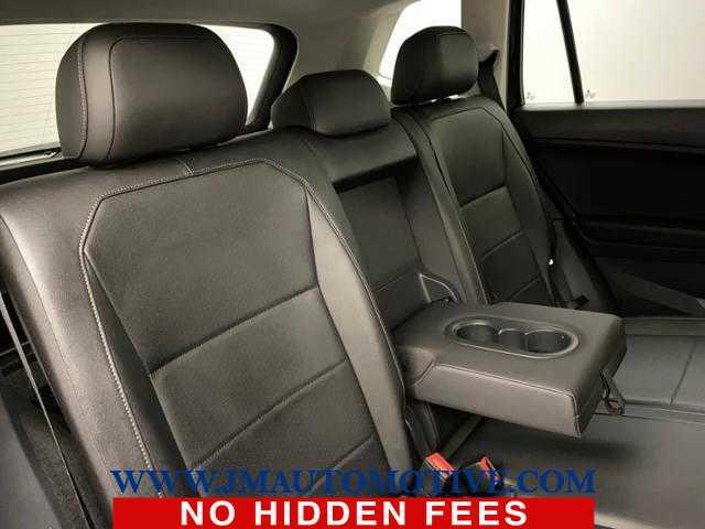 2020 Volkswagen Tiguan SEL, available for sale in Naugatuck, Connecticut | J&M Automotive Sls&Svc LLC. Naugatuck, Connecticut 2020 Volkswagen Tiguan SEL, available for sale in Naugatuck, Connecticut | J&M Automotive Sls&Svc LLC. Naugatuck, Connecticut