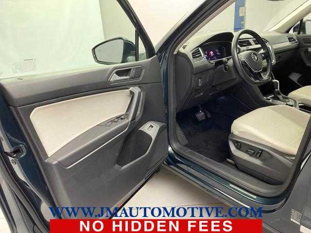 2019 Volkswagen Tiguan SEL, available for sale in Naugatuck, Connecticut | J&M Automotive Sls&Svc LLC. Naugatuck, Connecticut 2019 Volkswagen Tiguan SEL, available for sale in Naugatuck, Connecticut | J&M Automotive Sls&Svc LLC. Naugatuck, Connecticut
