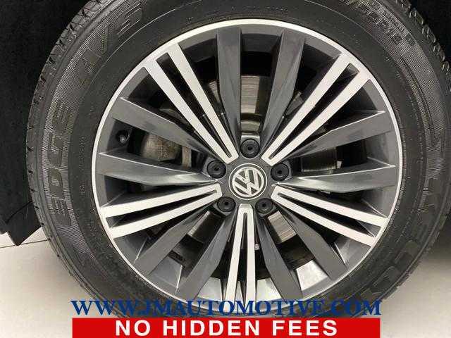 2019 Volkswagen Tiguan SEL, available for sale in Naugatuck, Connecticut | J&M Automotive Sls&Svc LLC. Naugatuck, Connecticut 2019 Volkswagen Tiguan SEL, available for sale in Naugatuck, Connecticut | J&M Automotive Sls&Svc LLC. Naugatuck, Connecticut