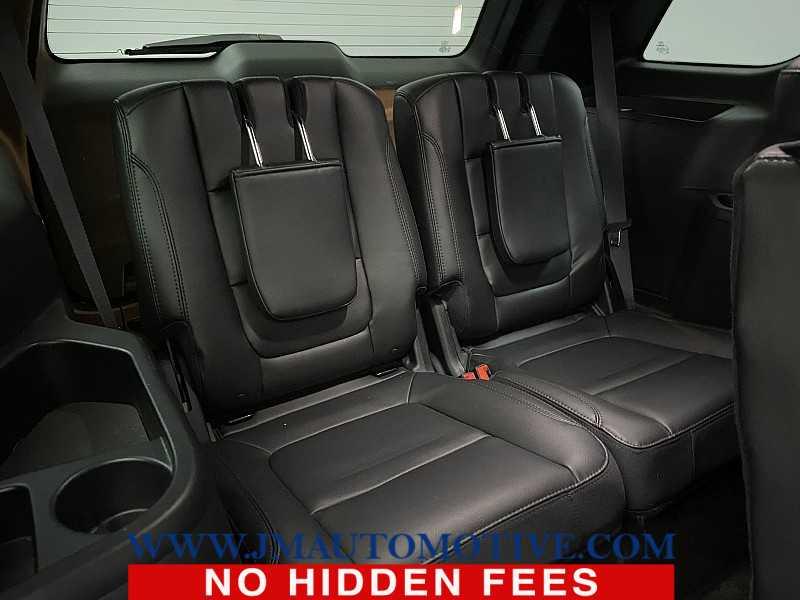 2018 Ford Explorer XLT, available for sale in Naugatuck, Connecticut | J&M Automotive Sls&Svc LLC. Naugatuck, Connecticut 2018 Ford Explorer XLT, available for sale in Naugatuck, Connecticut | J&M Automotive Sls&Svc LLC. Naugatuck, Connecticut