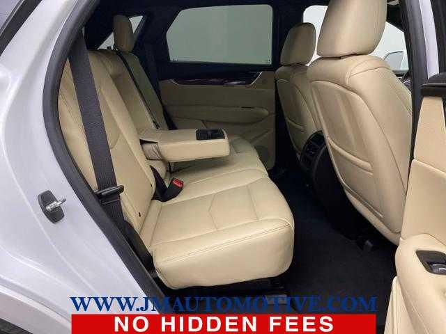 2018 Cadillac Xt5 Luxury AWD, available for sale in Naugatuck, Connecticut | J&M Automotive Sls&Svc LLC. Naugatuck, Connecticut 2018 Cadillac Xt5 Luxury AWD, available for sale in Naugatuck, Connecticut | J&M Automotive Sls&Svc LLC. Naugatuck, Connecticut