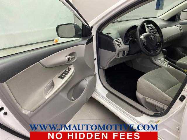 2012 Toyota Corolla LE, available for sale in Naugatuck, Connecticut | J&M Automotive Sls&Svc LLC. Naugatuck, Connecticut 2012 Toyota Corolla LE, available for sale in Naugatuck, Connecticut | J&M Automotive Sls&Svc LLC. Naugatuck, Connecticut
