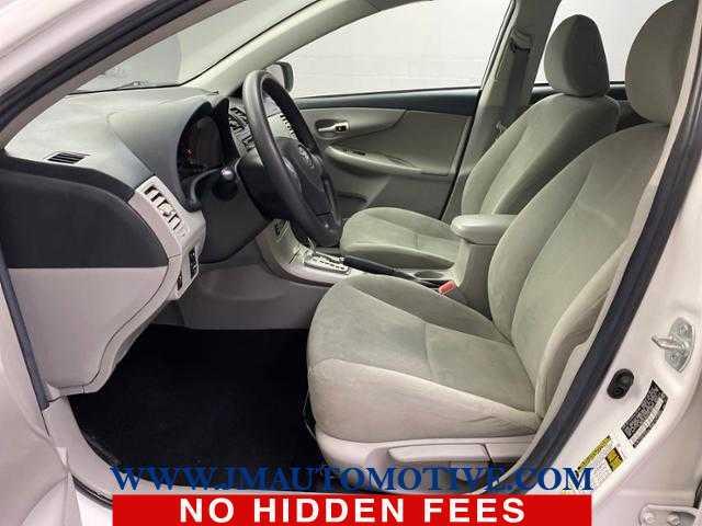 2012 Toyota Corolla LE, available for sale in Naugatuck, Connecticut | J&M Automotive Sls&Svc LLC. Naugatuck, Connecticut 2012 Toyota Corolla LE, available for sale in Naugatuck, Connecticut | J&M Automotive Sls&Svc LLC. Naugatuck, Connecticut