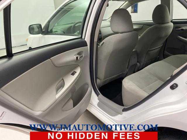 2012 Toyota Corolla LE, available for sale in Naugatuck, Connecticut | J&M Automotive Sls&Svc LLC. Naugatuck, Connecticut 2012 Toyota Corolla LE, available for sale in Naugatuck, Connecticut | J&M Automotive Sls&Svc LLC. Naugatuck, Connecticut