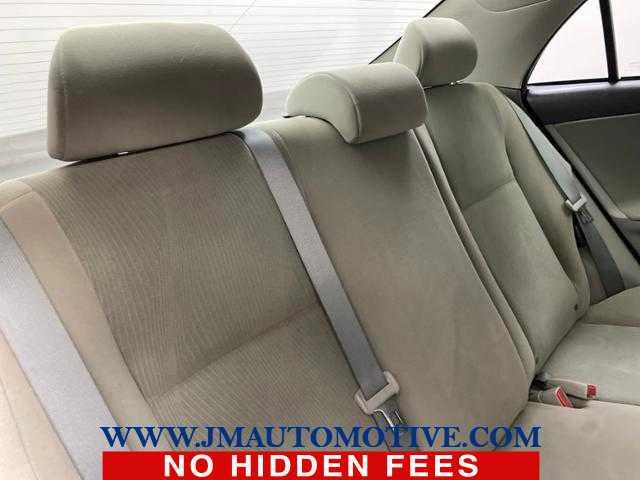 2012 Toyota Corolla LE, available for sale in Naugatuck, Connecticut | J&M Automotive Sls&Svc LLC. Naugatuck, Connecticut 2012 Toyota Corolla LE, available for sale in Naugatuck, Connecticut | J&M Automotive Sls&Svc LLC. Naugatuck, Connecticut