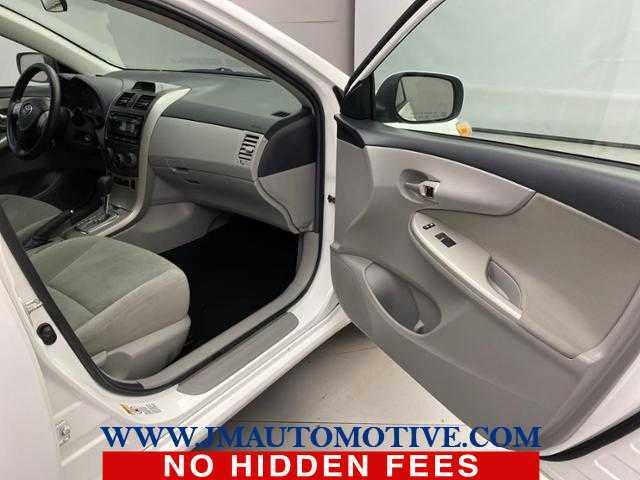2012 Toyota Corolla LE, available for sale in Naugatuck, Connecticut | J&M Automotive Sls&Svc LLC. Naugatuck, Connecticut 2012 Toyota Corolla LE, available for sale in Naugatuck, Connecticut | J&M Automotive Sls&Svc LLC. Naugatuck, Connecticut