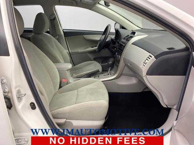 2012 Toyota Corolla LE, available for sale in Naugatuck, Connecticut | J&M Automotive Sls&Svc LLC. Naugatuck, Connecticut 2012 Toyota Corolla LE, available for sale in Naugatuck, Connecticut | J&M Automotive Sls&Svc LLC. Naugatuck, Connecticut