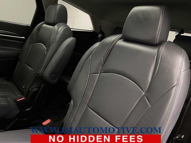 2019 Buick Enclave Essence, available for sale in Naugatuck, Connecticut | J&M Automotive Sls&Svc LLC. Naugatuck, Connecticut 2019 Buick Enclave Essence, available for sale in Naugatuck, Connecticut | J&M Automotive Sls&Svc LLC. Naugatuck, Connecticut