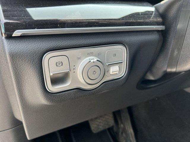 2021 Mercedes-benz Gle GLE 350, available for sale in Great Neck, New York | Camy Cars. Great Neck, New York 2021 Mercedes-benz Gle GLE 350, available for sale in Great Neck, New York | Camy Cars. Great Neck, New York
