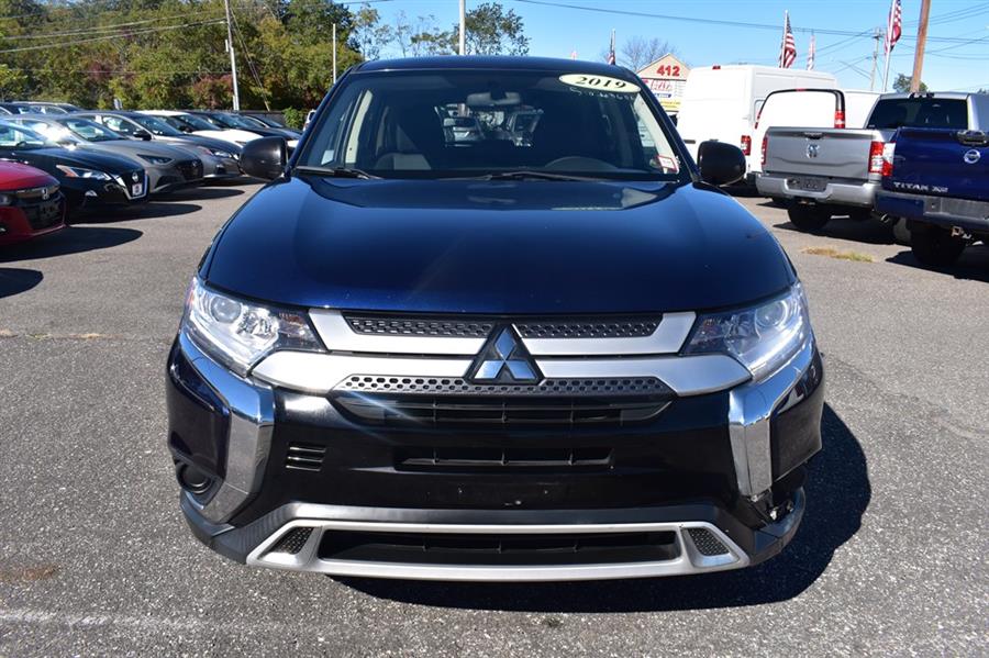 2019 Mitsubishi Outlander ES, available for sale in Patchogue, New York | 112 Auto Plaza. Patchogue, New York 2019 Mitsubishi Outlander ES, available for sale in Patchogue, New York | 112 Auto Plaza. Patchogue, New York