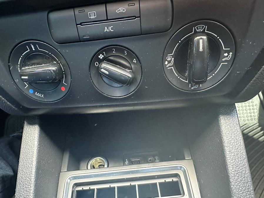 2016 Volkswagen Jetta Sedan 4dr Auto 1.4T S w/Technology, available for sale in Hartford, Connecticut | Lex Autos LLC. Hartford, Connecticut 2016 Volkswagen Jetta Sedan 4dr Auto 1.4T S w/Technology, available for sale in Hartford, Connecticut | Lex Autos LLC. Hartford, Connecticut
