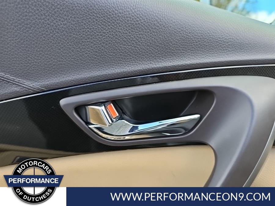 2013 Hyundai Azera 4dr Sdn, available for sale in Wappingers Falls, New York | Performance Motor Cars. Wappingers Falls, New York 2013 Hyundai Azera 4dr Sdn, available for sale in Wappingers Falls, New York | Performance Motor Cars. Wappingers Falls, New York