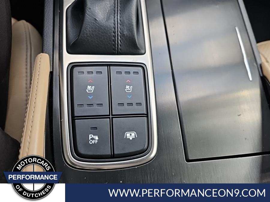 2013 Hyundai Azera 4dr Sdn, available for sale in Wappingers Falls, New York | Performance Motor Cars. Wappingers Falls, New York 2013 Hyundai Azera 4dr Sdn, available for sale in Wappingers Falls, New York | Performance Motor Cars. Wappingers Falls, New York