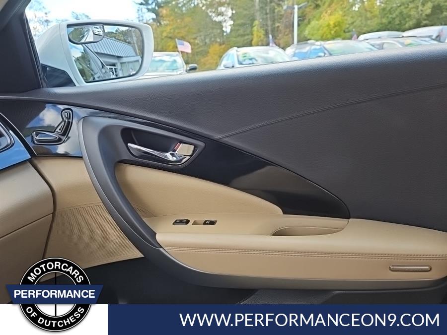 2013 Hyundai Azera 4dr Sdn, available for sale in Wappingers Falls, New York | Performance Motor Cars. Wappingers Falls, New York 2013 Hyundai Azera 4dr Sdn, available for sale in Wappingers Falls, New York | Performance Motor Cars. Wappingers Falls, New York