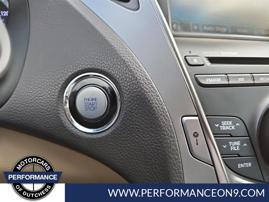 2013 Hyundai Azera 4dr Sdn, available for sale in Wappingers Falls, New York | Performance Motor Cars. Wappingers Falls, New York 2013 Hyundai Azera 4dr Sdn, available for sale in Wappingers Falls, New York | Performance Motor Cars. Wappingers Falls, New York